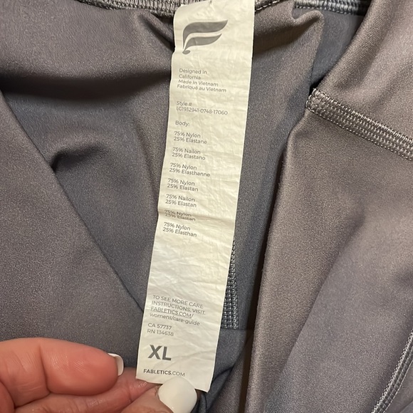 Fabletics Motion 365 XL - Picture 3 of 7